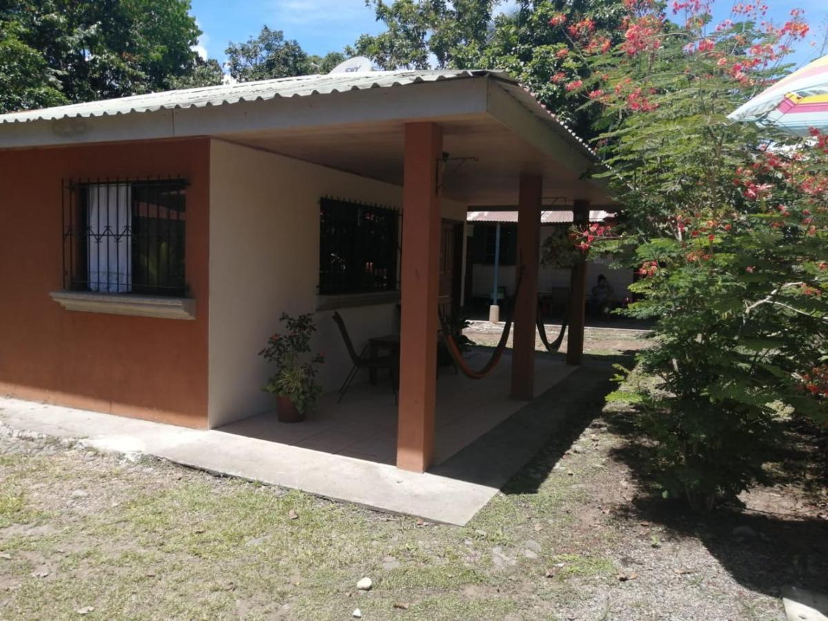 Cahuita Lodge Екстер'єр фото